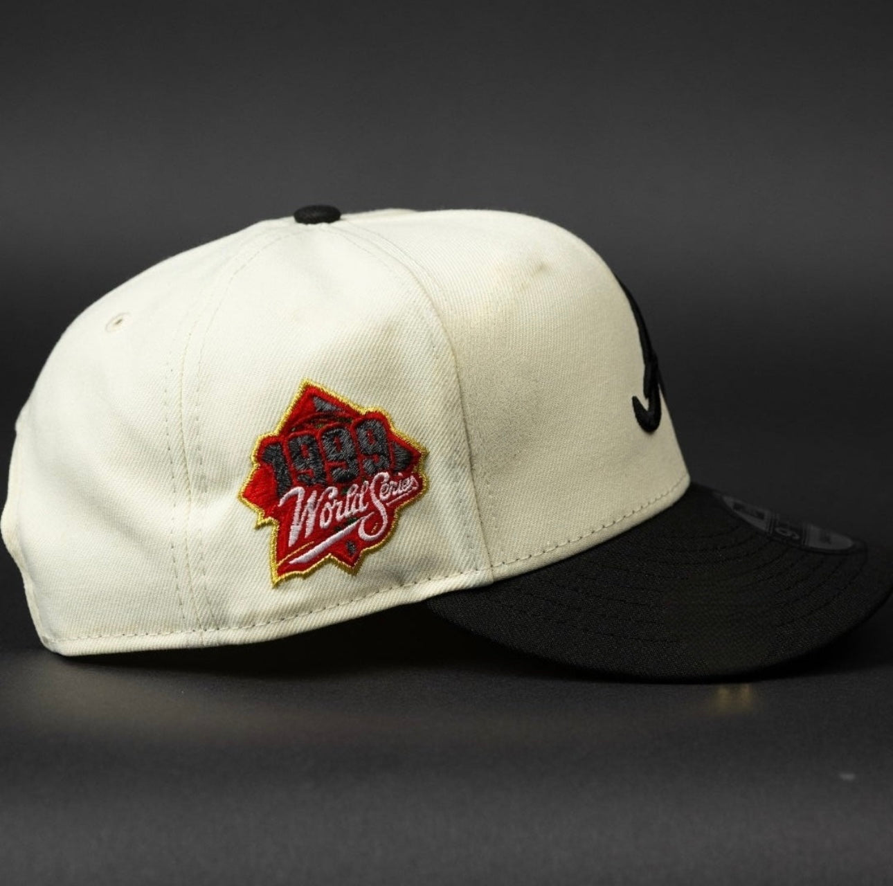NEW ERA 9FIFTY SNAPBACK EDITION ATLANTA BRAVES RED ROSES