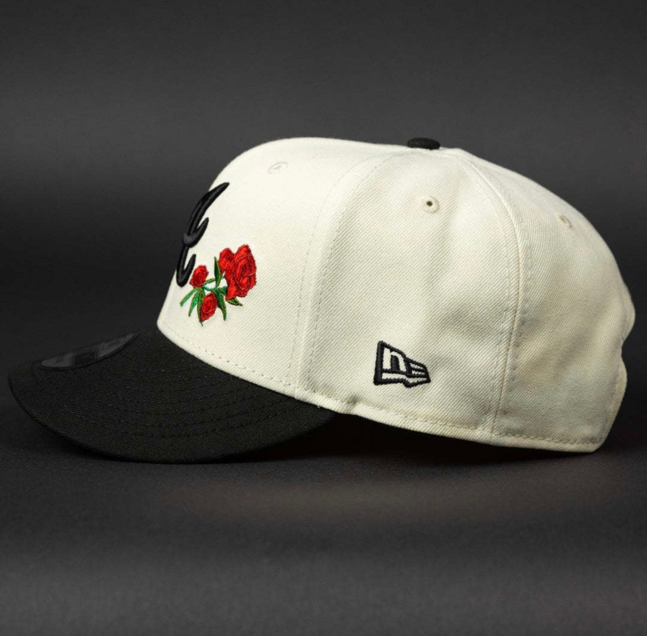 NEW ERA 9FIFTY SNAPBACK EDITION ATLANTA BRAVES RED ROSES