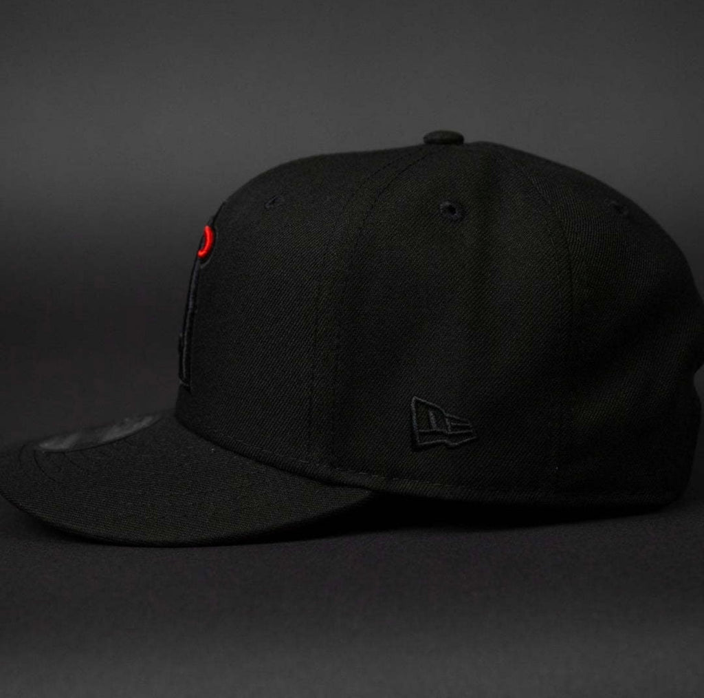 NEW ERA 9FIFTY SNAPBACK LOS ANGELES ANGELS BLACK & RED