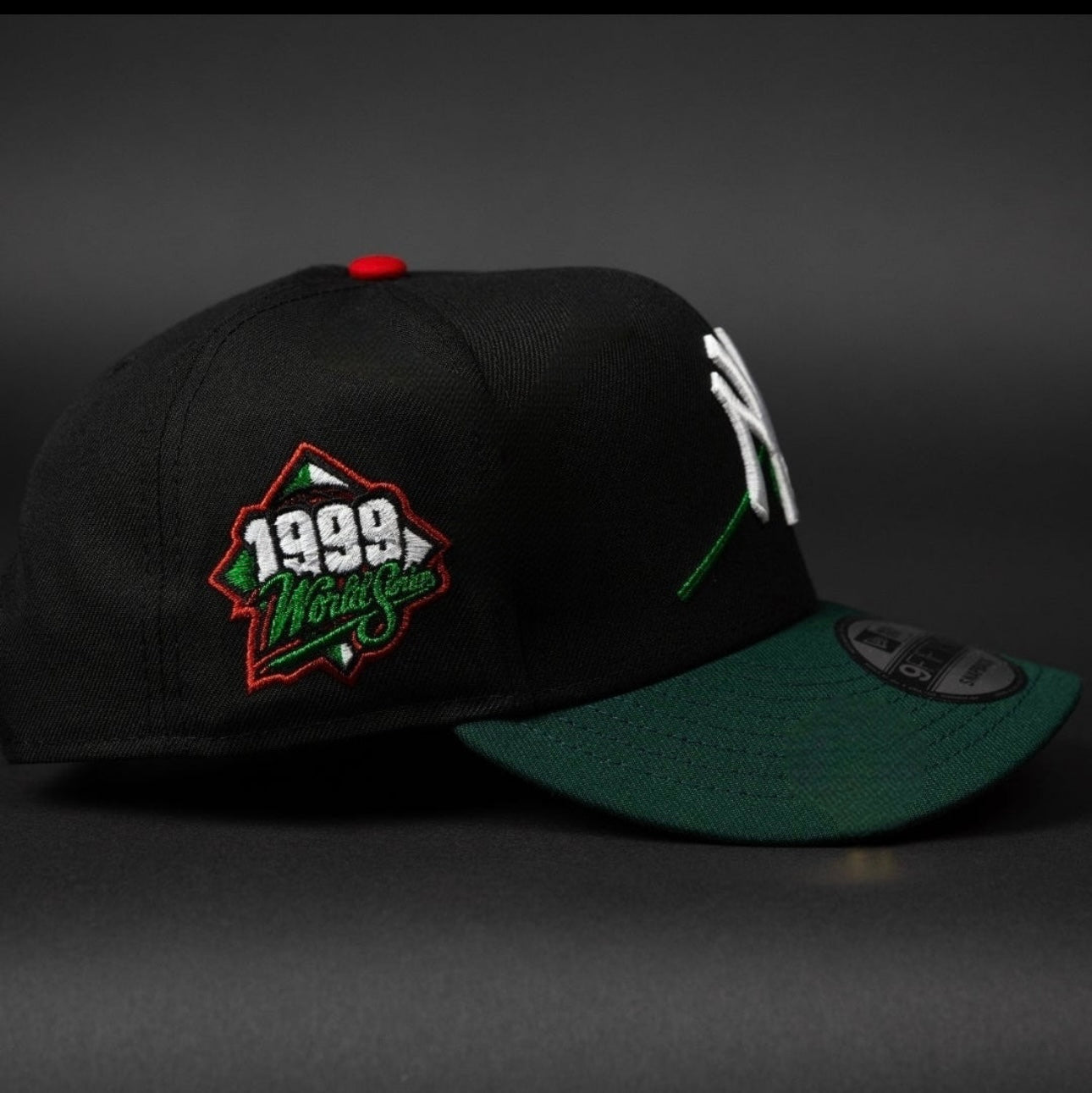 NEW ERA 9FIFTY SNAPBACK NEW YORK YANKEES EDITION ROSE